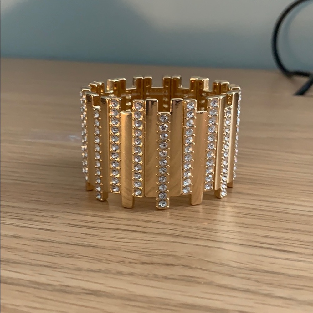 NWOT Thalia Sodi stretch bracelet